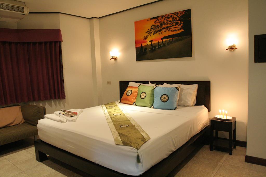 Angus O'Tool'S Guesthouse Karon Zewnętrze zdjęcie